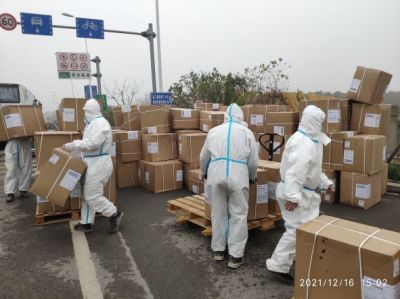 “虞”你同行 共克时艰——美高梅集团医药下属浙江美高梅集团药业向上虞捐赠12000套防疫物资！